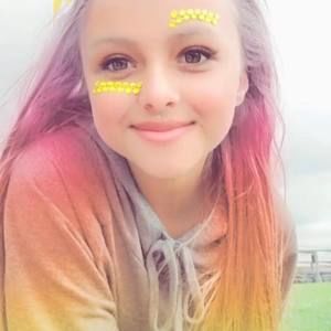 Meet your Posher, Jasmine